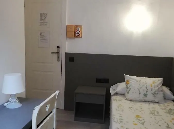 Konukevi Parellades Sitges